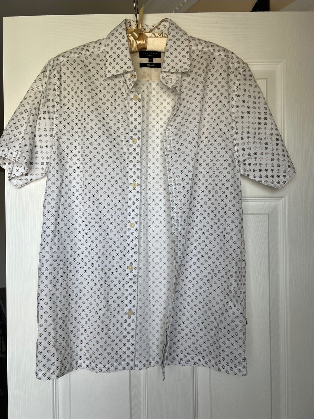 Ted Baker White Short-Sleeve Button-Down Shirt with Small Black Print